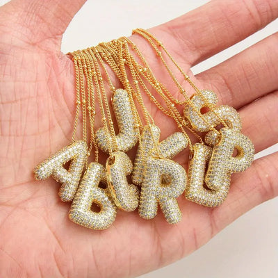 18k Gold Letter Initial Necklace Set That Blends Personal Meaning With Luxury