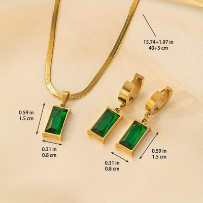18K Gold & Gem Jewelry Set That Radiates Pure Sophistication