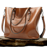Wendla – Favorite | Vintage Shoulder Handbag