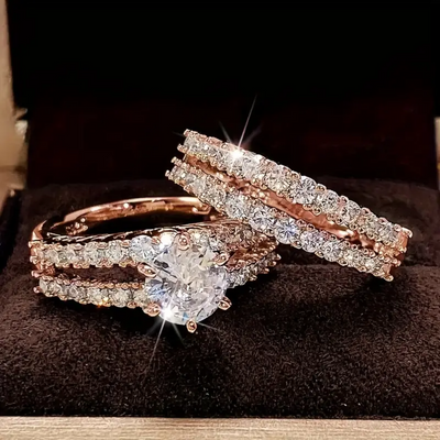 18K Gold Bridal Ring Set That Radiates Elegance & Captures Hearts Forever