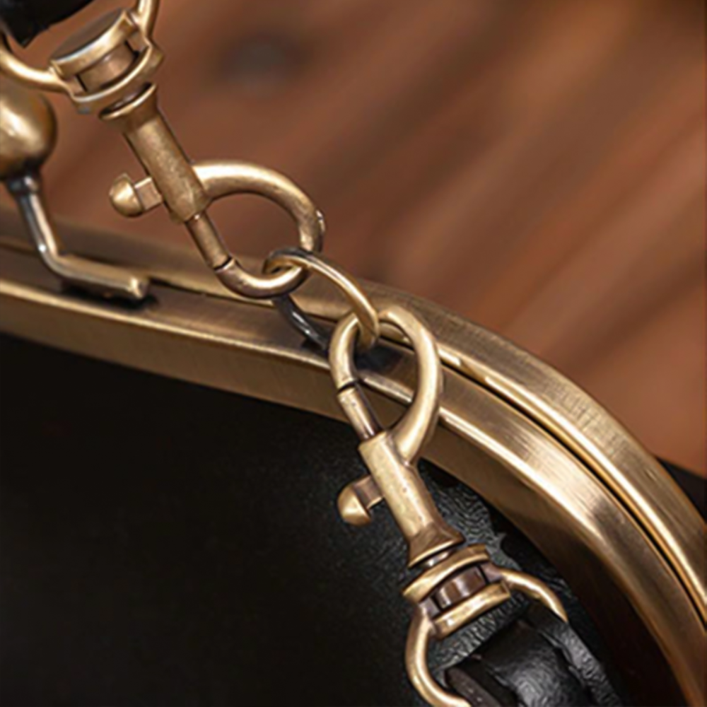 Persephone - Vintage Kiss-Lock Bag | Retro Chic Essential