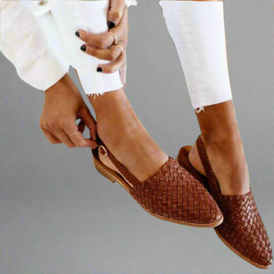 Dorlitha – Handcrafted Moccasins