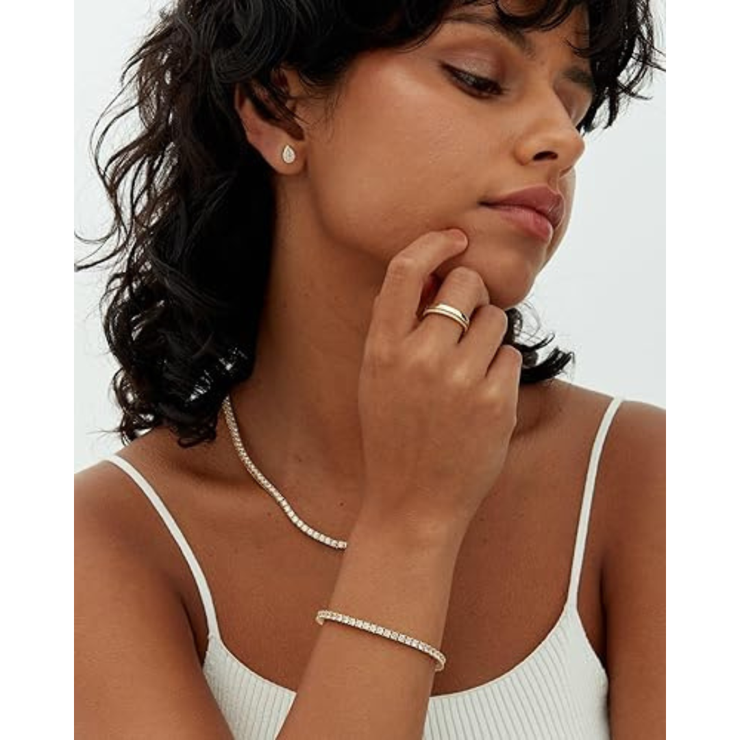 18K Gold Tennis Bracelet That Radiates Elegance & Earns You Endless Compliments