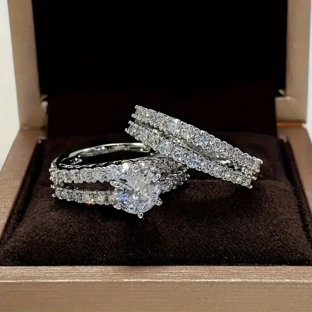 18K Gold Bridal Ring Set That Radiates Elegance & Captures Hearts Forever