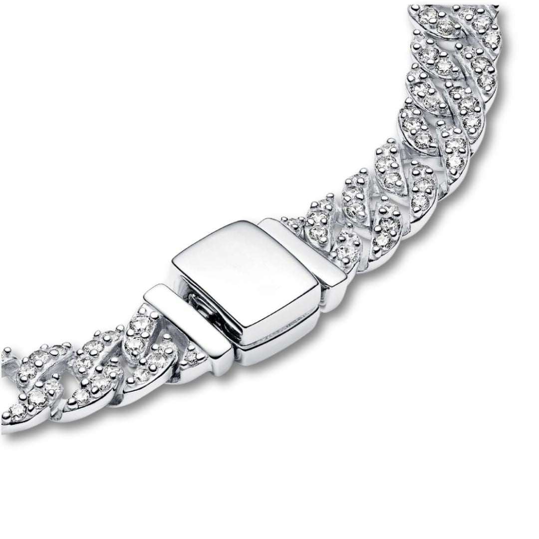 18K Gold Moissanite Cuban Bracelet That Radiates Confidence & Turns Every Glance Into Admiration