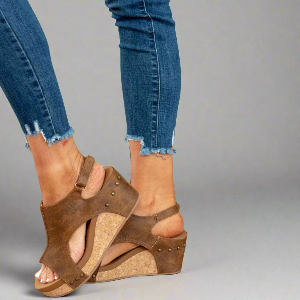 Vreni – Handcrafted Orthopedic Sandals