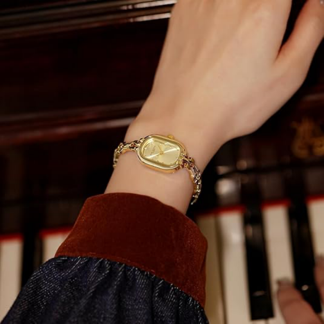 18k Gold Radiance Watch That Brings Warmth & Brilliance to Your Look