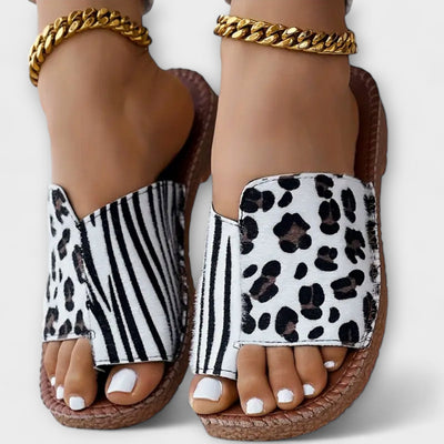 Sophia – Chic Slides with Print
