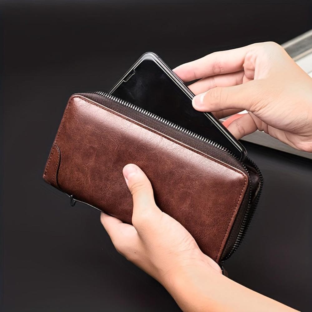 Renata – RFID Zip Clutch