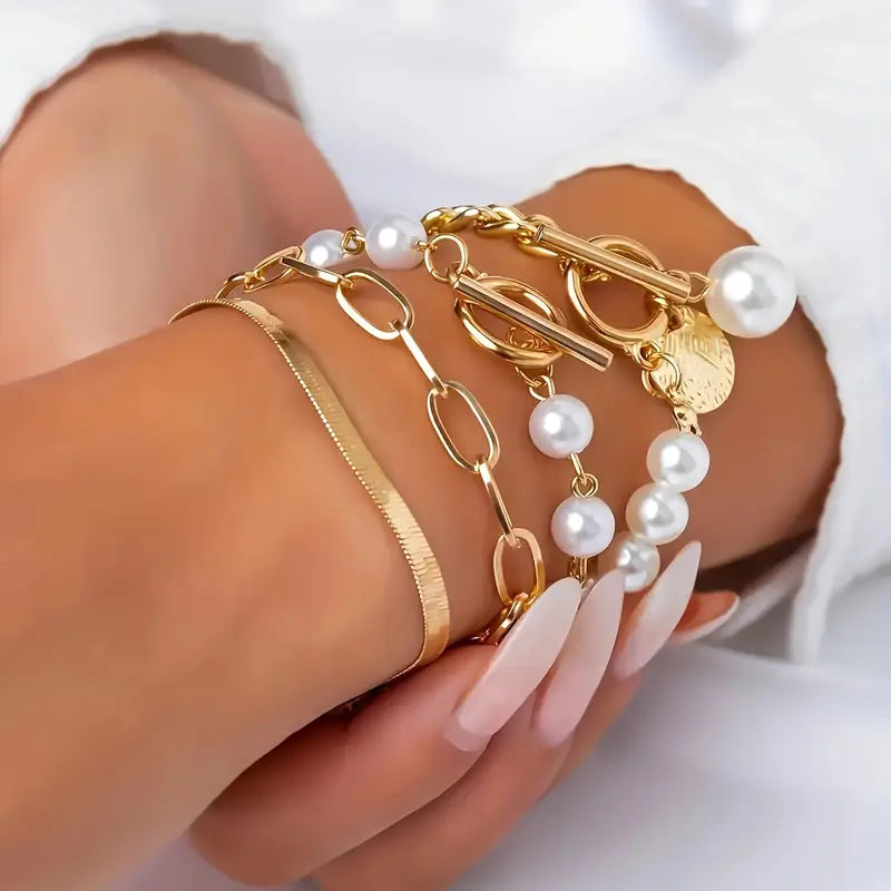 18K Gold Pearl Bracelet Set That Radiates Sophistication & Makes You Unforgettable