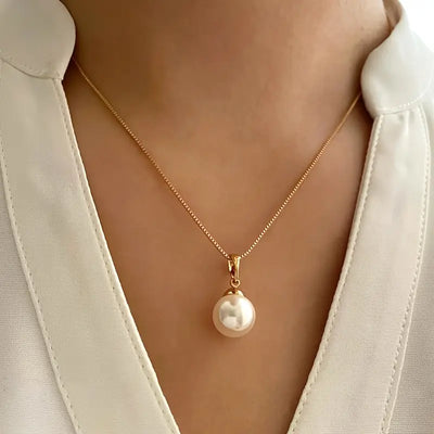 18K Gold Pearl Jewelry Set That Radiates Timeless Beauty & Makes Every Moment Special