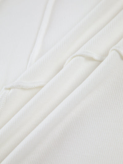 High-Collared Long-Sleeved Top – Sleek Look with Confident Elegance