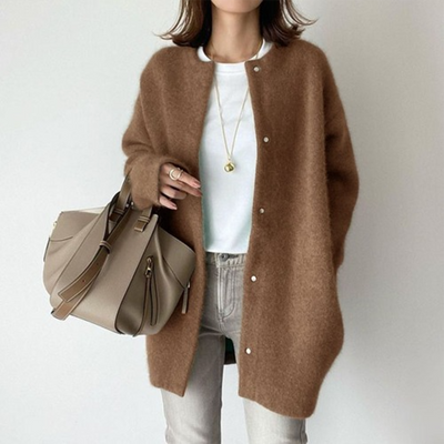 Long Mohair-like Cardigan – Elegant warmth & everyday luxury