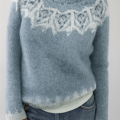 Creative Pattern Sweater – A Cozy Artistic Touch