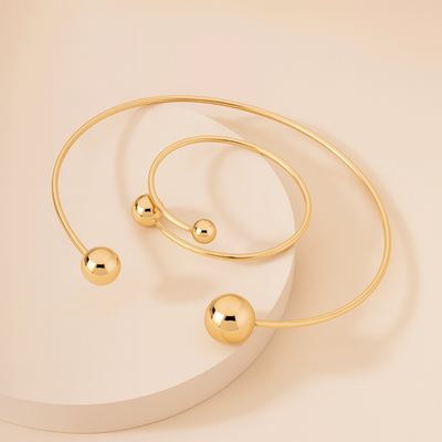 18K Gold Collar Necklace & Bracelet Set That Radiates Confidence & Turns Every Glance Into Admiration