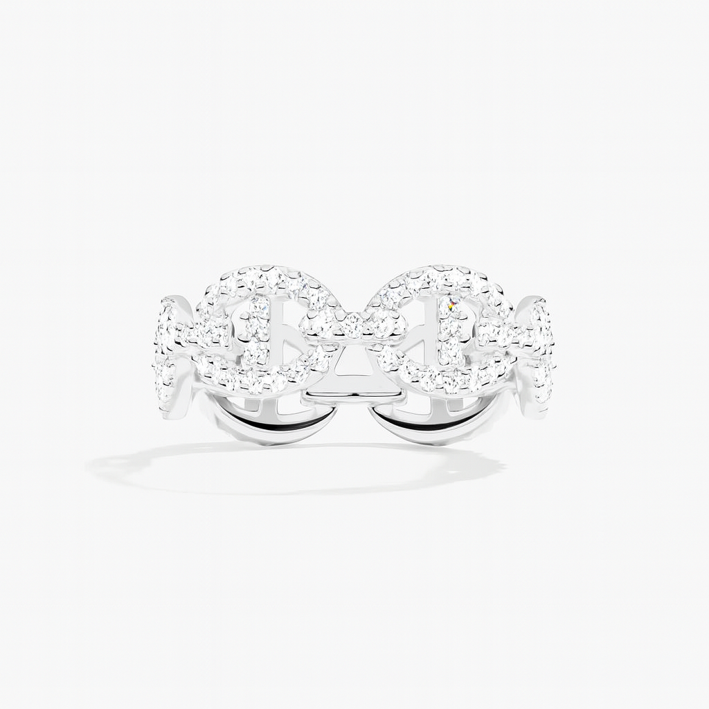 18k Gold Link Ring That Embodies Timeless Elegance & Modern Glamour