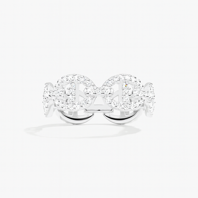 18k Gold Link Ring That Embodies Timeless Elegance & Modern Glamour