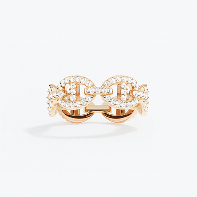 18k Gold Link Ring That Embodies Timeless Elegance & Modern Glamour