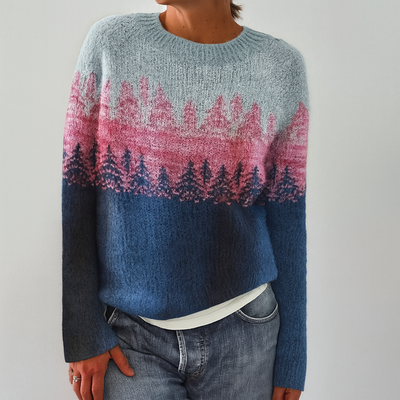 Creative Pattern Sweater – A Cozy Artistic Touch