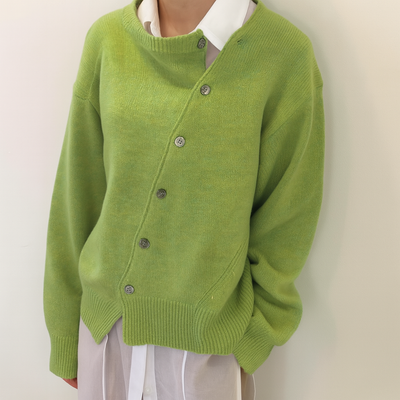 Asymmetric Knitted Sweater – Elegant Everyday Comfort