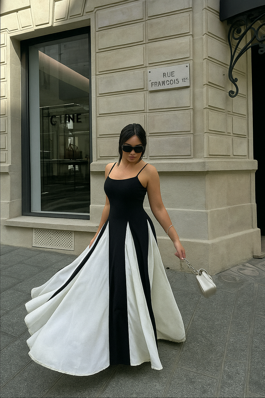 Zarina – Paneled Maxi Dress