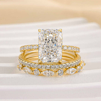 18K Gold 3PC Wedding Ring Set That Celebrates Your Love in Style