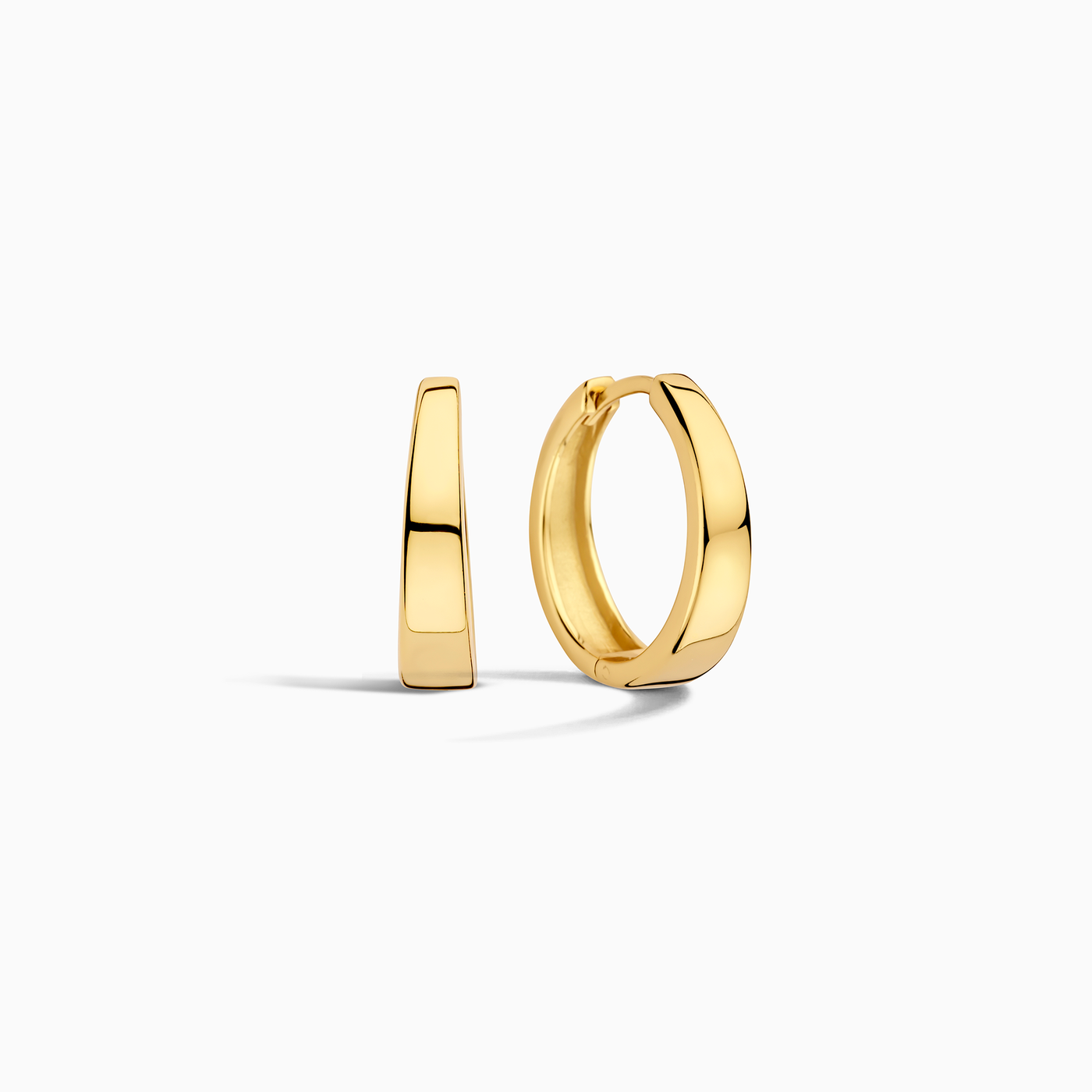18k Gold Hoops That Embody Effortless Chic & Captivate Every Gaze