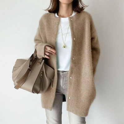Long Mohair-like Cardigan – Elegant warmth & everyday luxury
