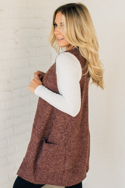 Sleeveless Tunic – Flattering Comfort & Relaxed Style