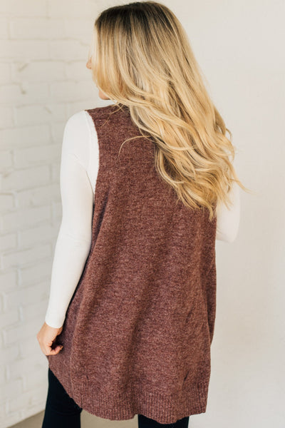 Sleeveless Tunic – Flattering Comfort & Relaxed Style