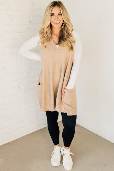 Sleeveless Tunic – Flattering Comfort & Relaxed Style