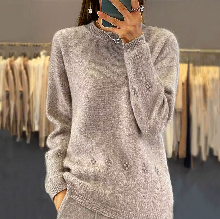 Lounge Sweater – Cozy Elegance for Relaxed Days