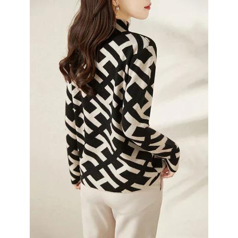 Geometric Knitted Sweater – For a Bold and Confident Look