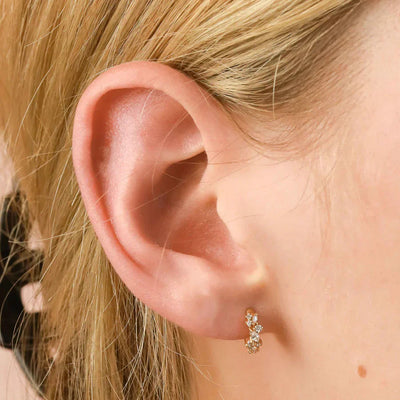 18K Gold Crystal Hoop Earrings That Embody Luxe Glamour and Your Evening Elegance
