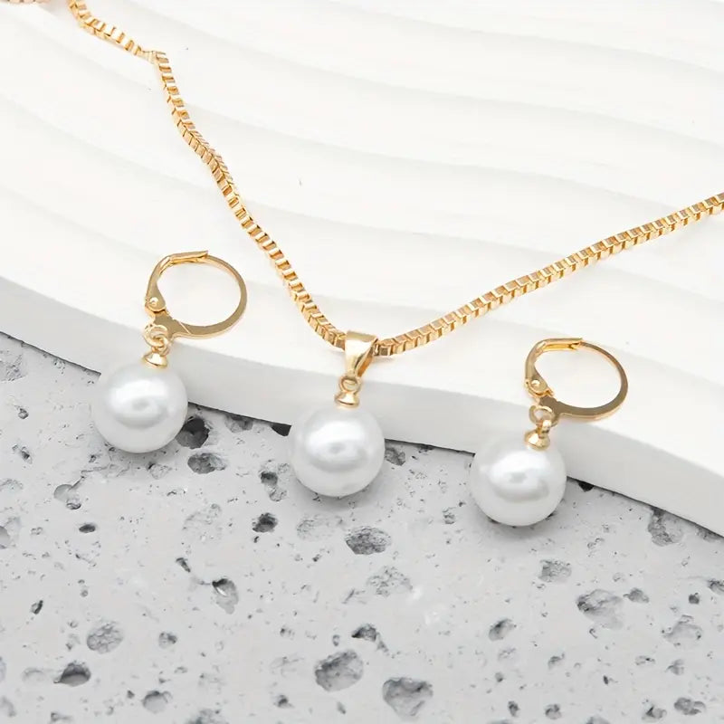 18K Gold Pearl Jewelry Set That Radiates Timeless Beauty & Makes Every Moment Special
