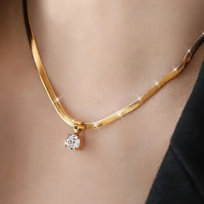 16K Gold Pendant Necklace That Radiates Timeless Beauty & Captures Hearts Instantly