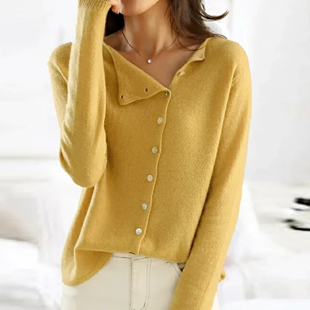Asymmetrical Cardigan with Buttons – Effortless Elegance with a Twist