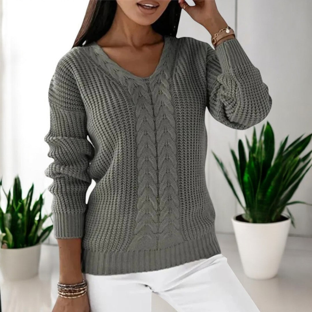 V-Neck Sweater – Timeless Style and Soft Comfort