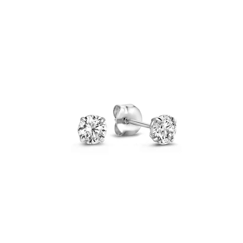 14k Gold Stud Earrings That Radiate Sophistication & Win Every Glance