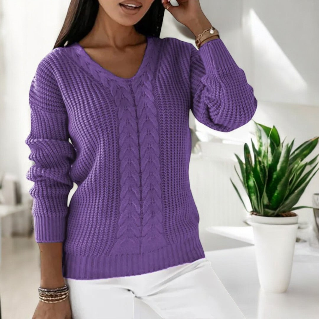 V-Neck Sweater – Timeless Style and Soft Comfort