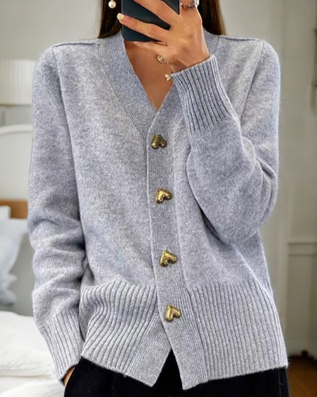 Cardigan with Heart Buttons – Comfortable Warmth with Sweet Charm