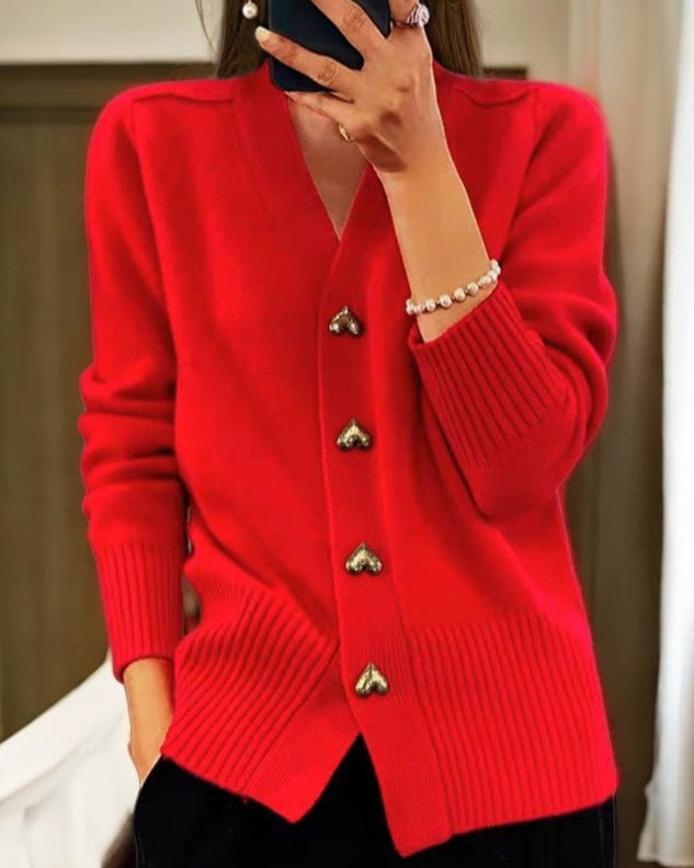 Cardigan with Heart Buttons – Comfortable Warmth with Sweet Charm