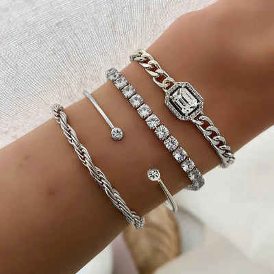 18k Gold Bracelet Set That  Drapes Your Wrist in Radiance & Unforgettable Style